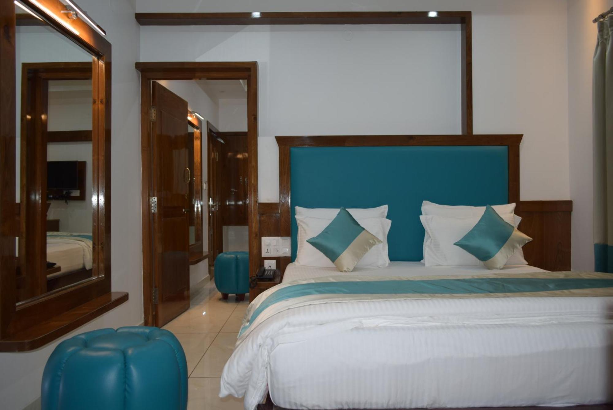 Hotel Lok Sagar Mysuru Zewnętrze zdjęcie