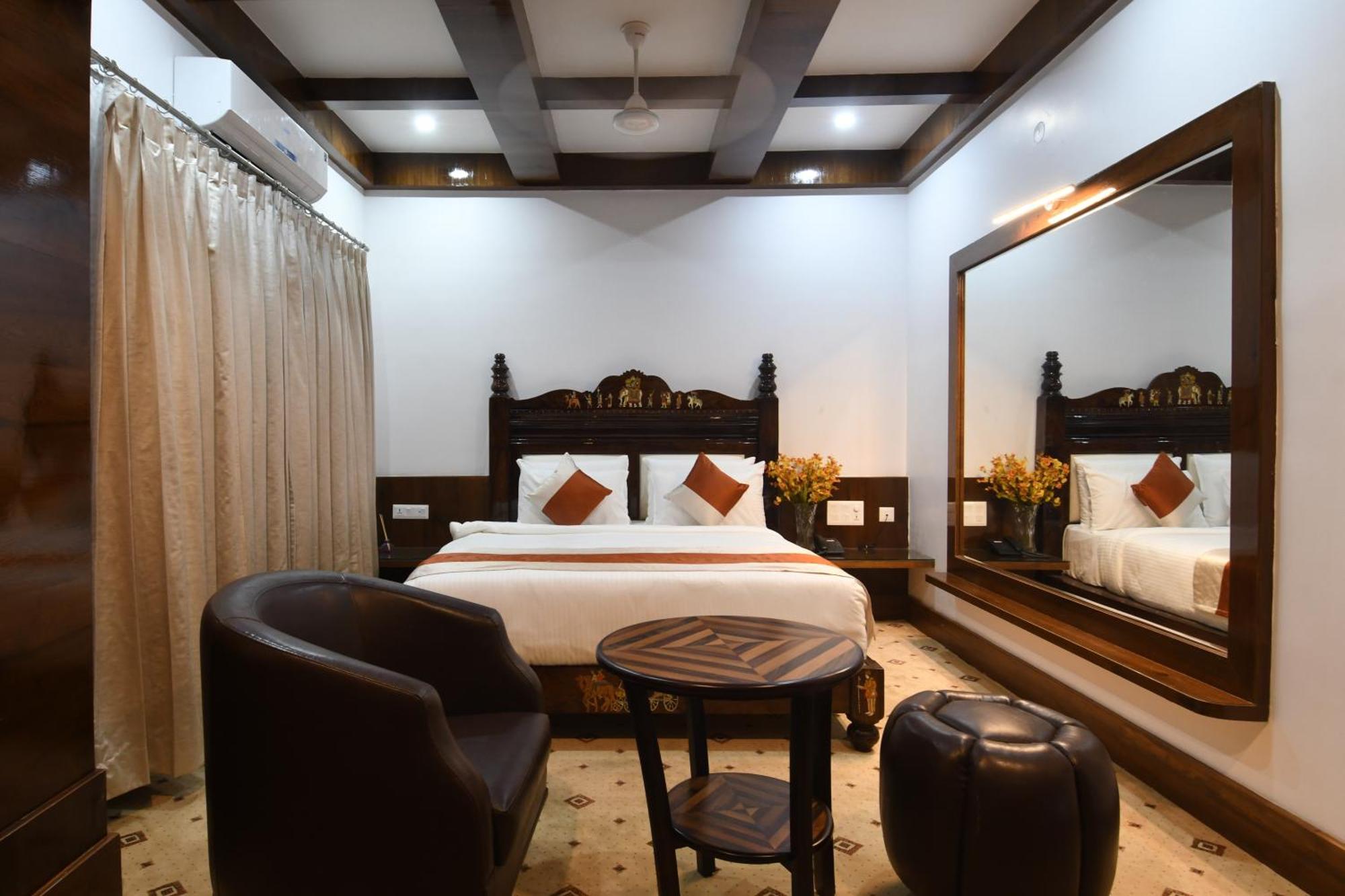 Hotel Lok Sagar Mysuru Zewnętrze zdjęcie